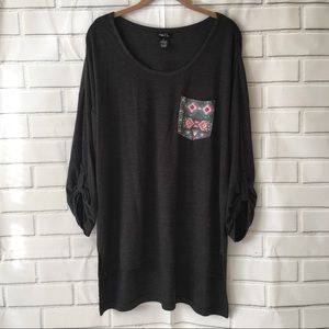 Rue21 long sleeve high low top with pocket size XL